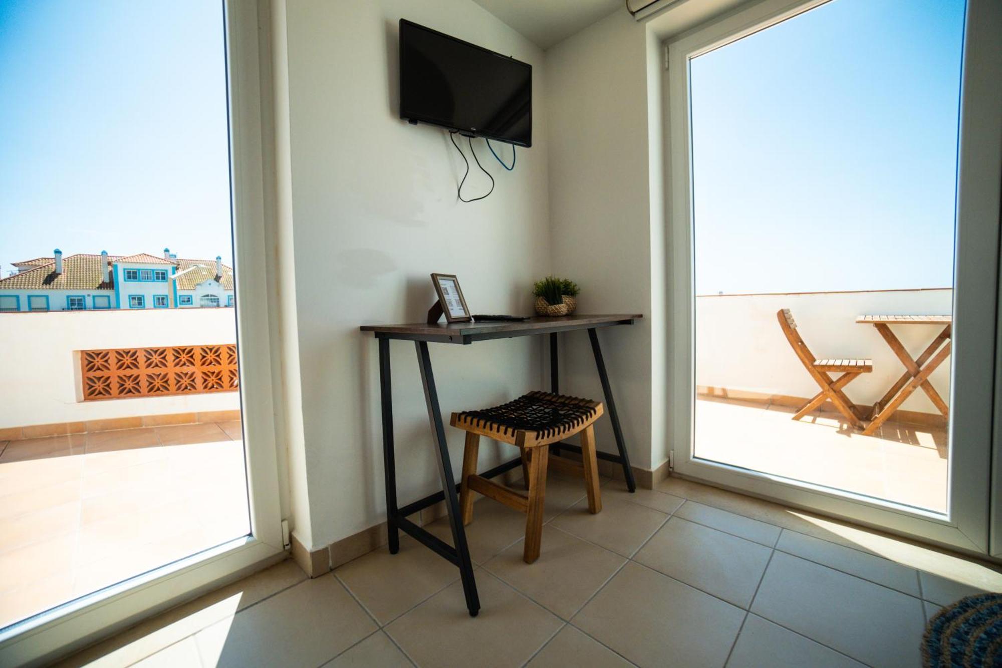Alex Surf Hostel Baleal Eksteriør bilde