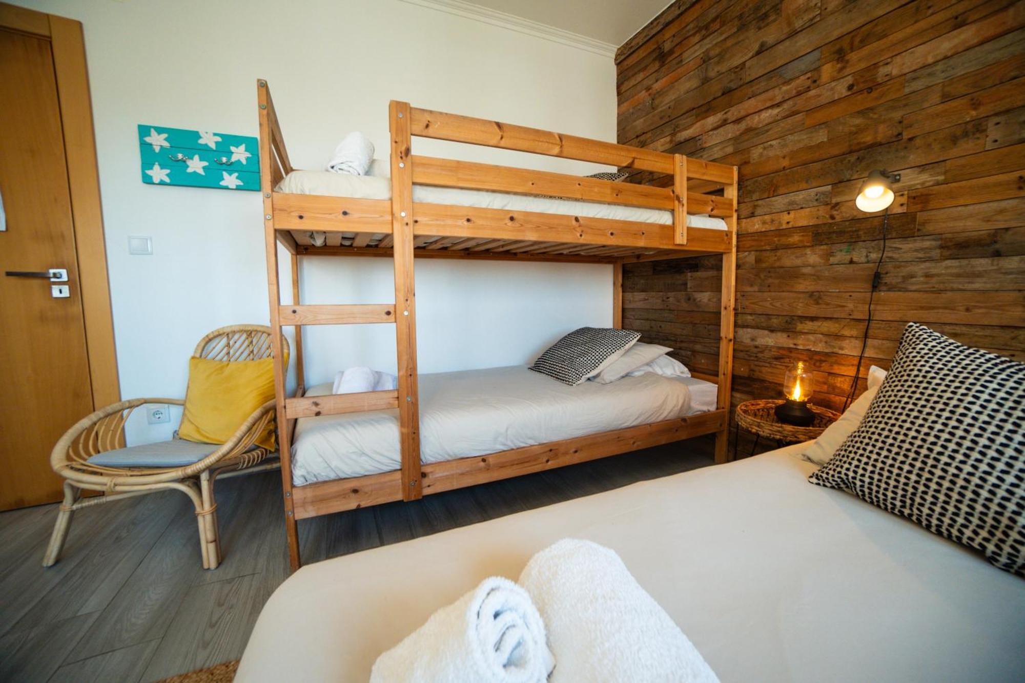 Alex Surf Hostel Baleal Eksteriør bilde