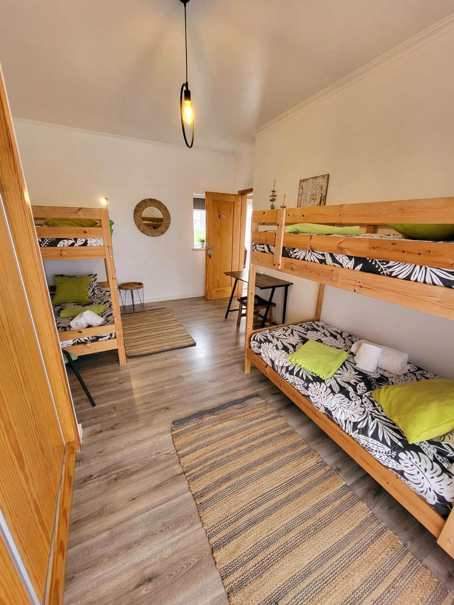 Alex Surf Hostel Baleal Eksteriør bilde