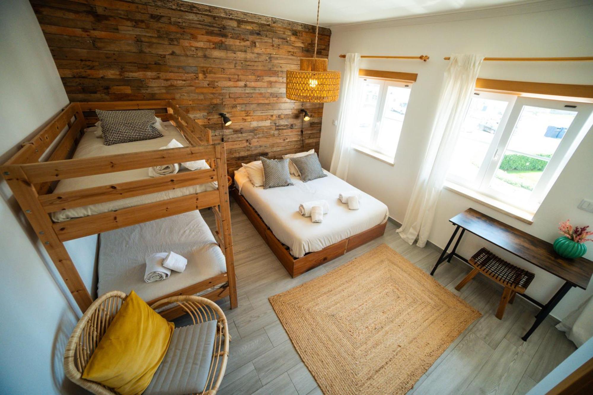 Alex Surf Hostel Baleal Eksteriør bilde